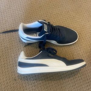 Puma G. Vilas sneakers size 10